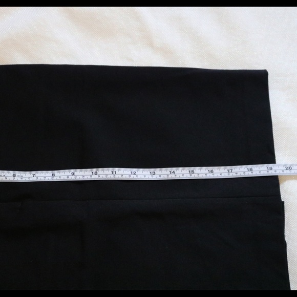 Black skirt - Picture 4 of 5